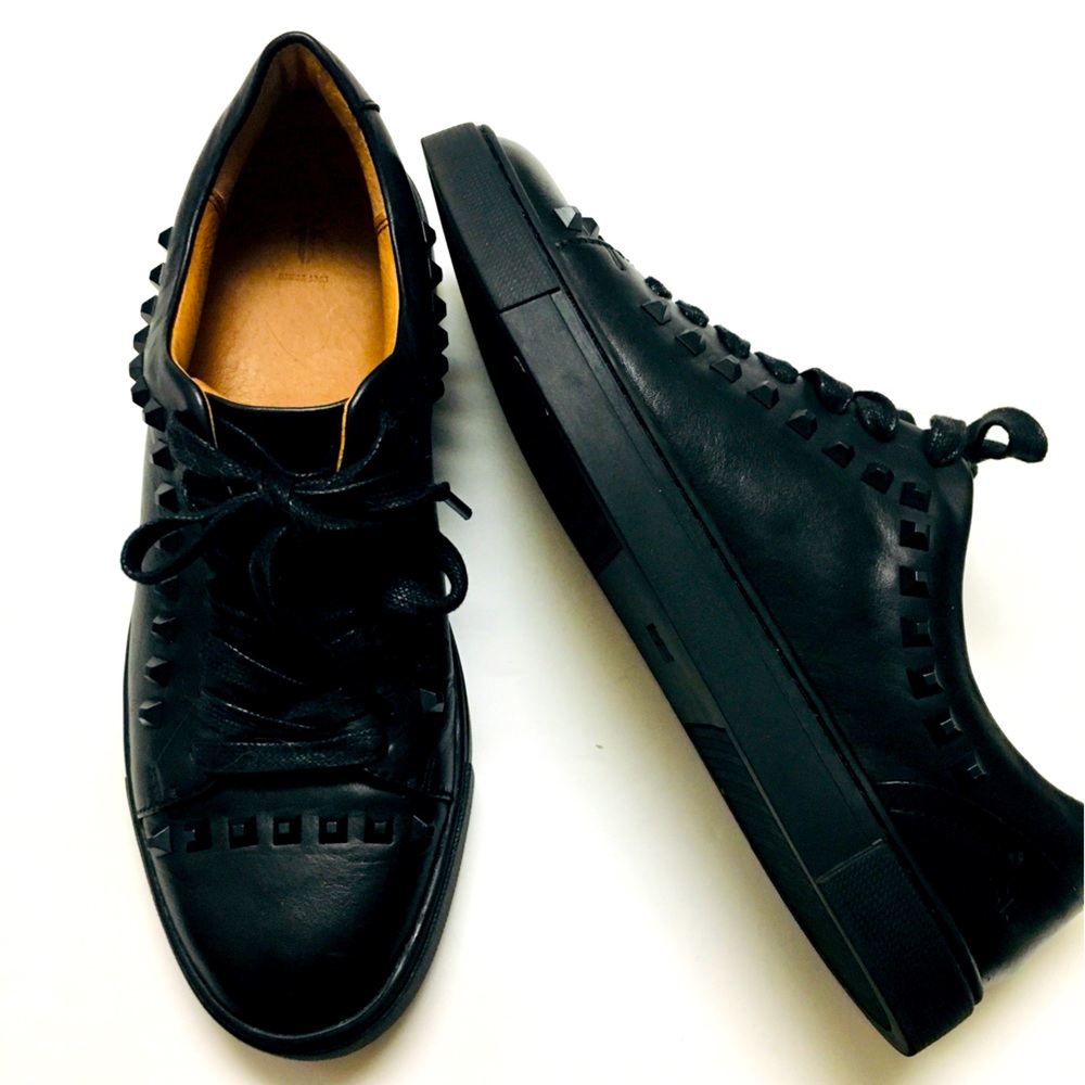 Frye Leather Studded Sneaker Tennis Shoes Size 8 Black